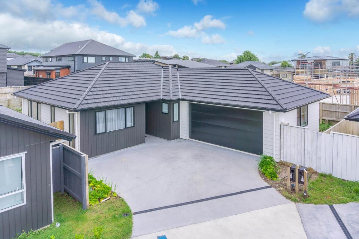Stay In Newly Built House Hamilton Buitenkant foto